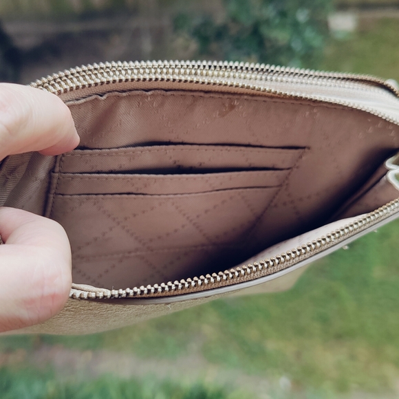 Talbot | Champagne Gold Pebbled Leather Tassel Wristlet - Picture 4 of 7